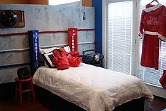 boxing bedroom theme - How to Decorate a Kids Room with a Boxing Theme